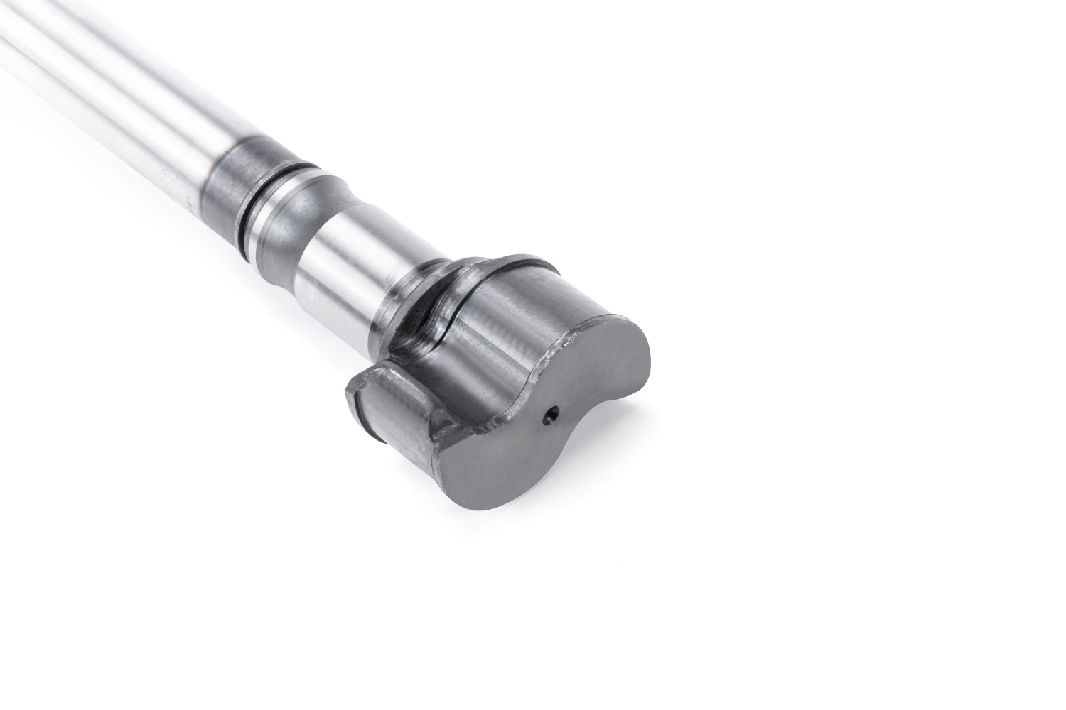 Вал тормозной левый L=582 d=46 SAF SK T11338023