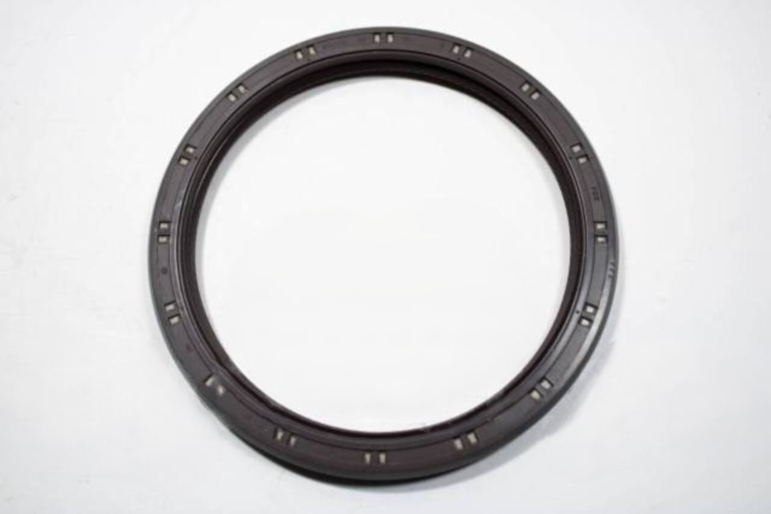 Сальник коленвала 85*119*8 задний Hyundai i40 11-/Kia Optima 16- 214432E100