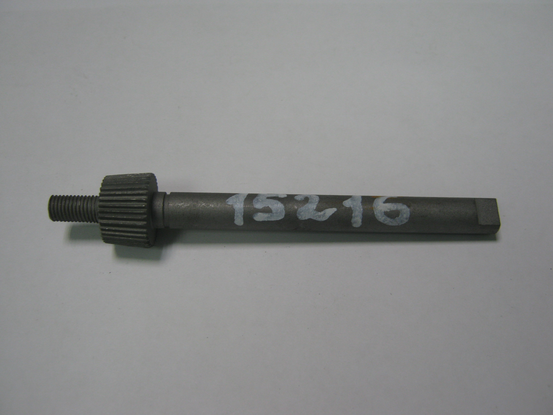 Вал стеклоочистителя ЛиАЗ 521.37300-01