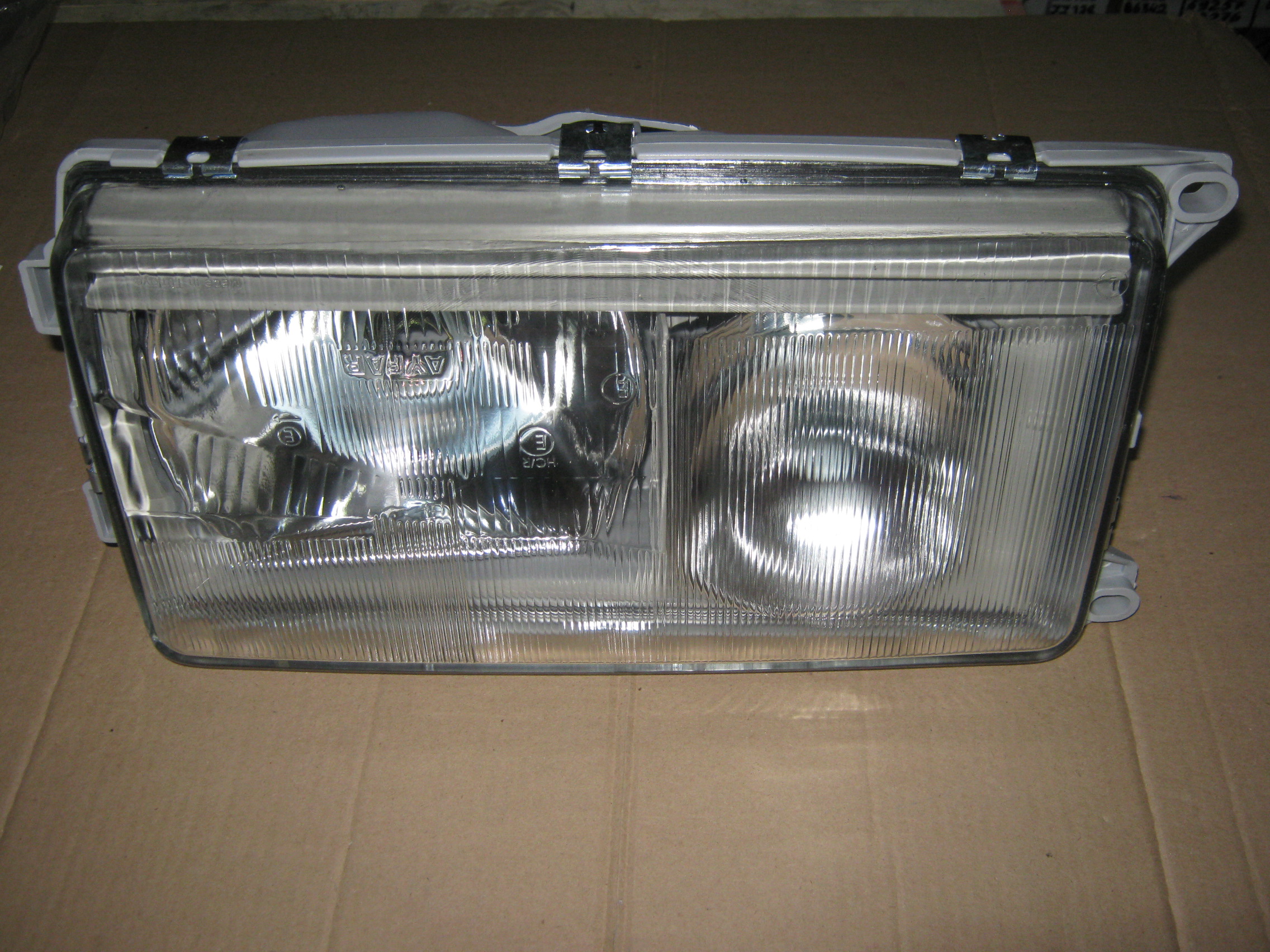 Фара 304/405 левая MB (уценка) KG170349у