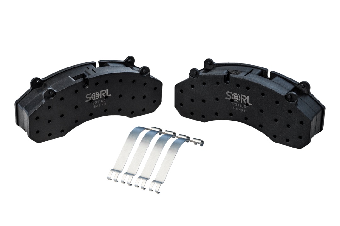 Колодки дискового тормоза передние к-т 4шт. HOWO A7 HM4911